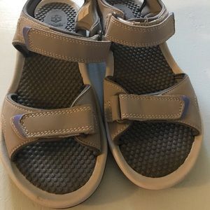 Khombu Women’s Sandals